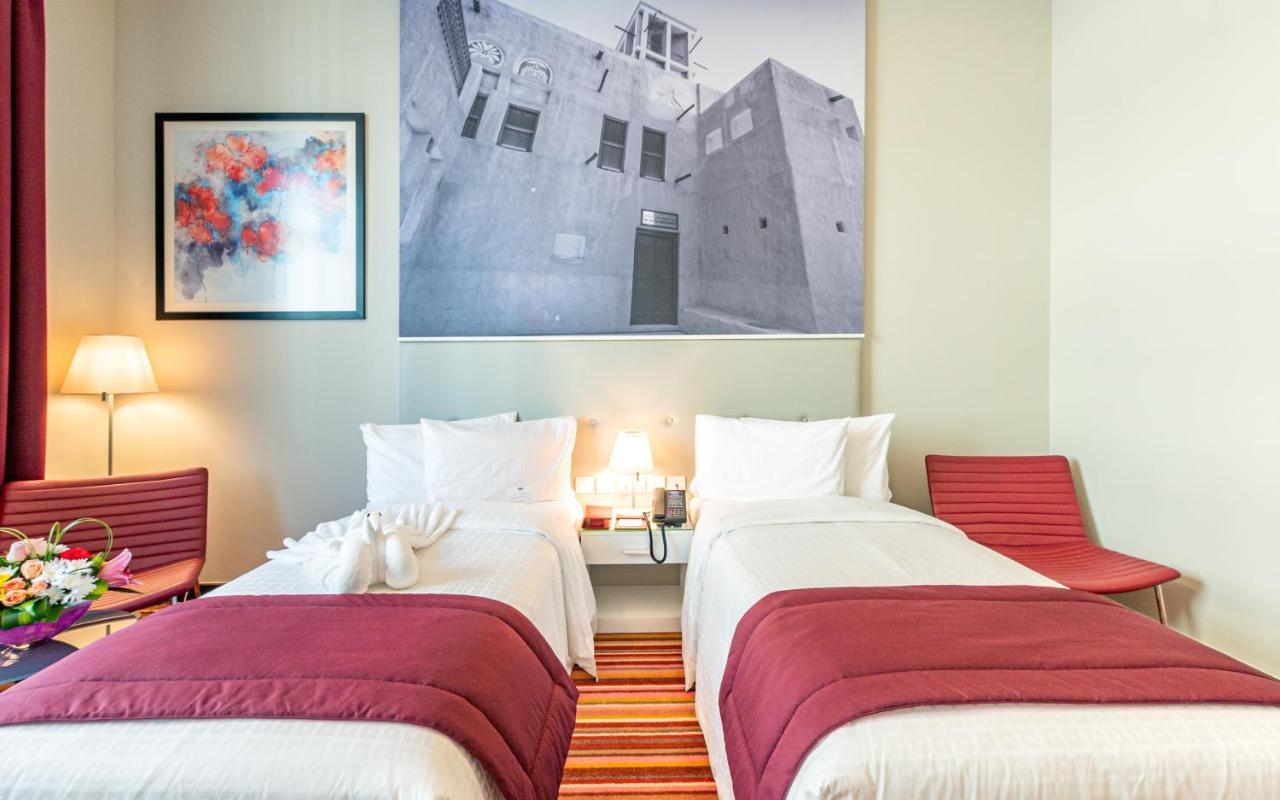 Gravity Hotel Abu Zabi Zewnętrze zdjęcie