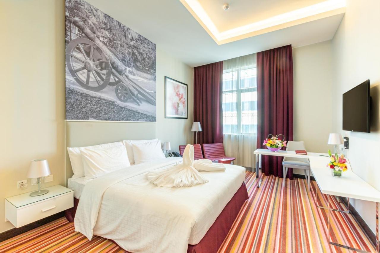 Gravity Hotel Abu Zabi Zewnętrze zdjęcie